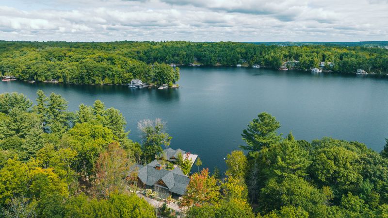 1043 Heather Lodge Road, Port Carling, ON