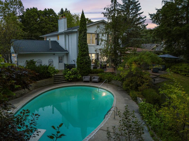 1213 Greenoaks Drive, Mississauga, ON