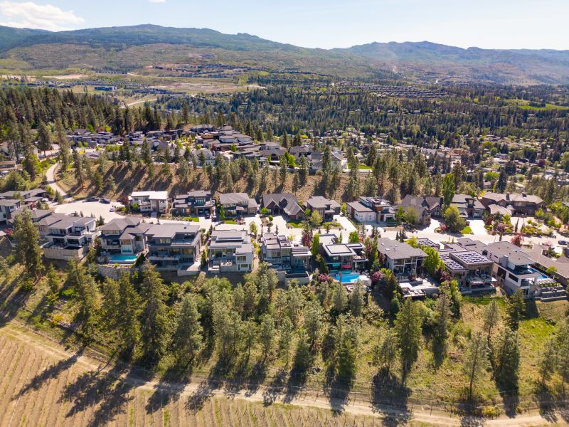 1076 Westpoint Drive, Kelowna, BC