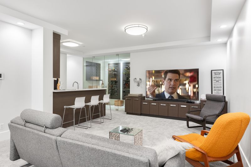 2130 Kings Avenue, West Vancouver, BC