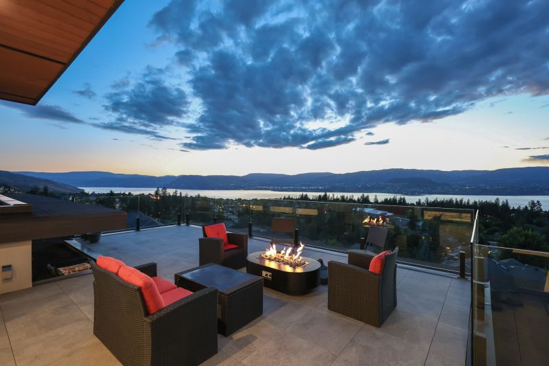 449 Swan Drive, Kelowna, BC