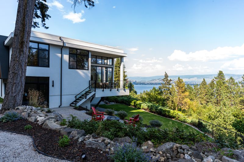 2843 Lakeridge Road, West Kelowna, BC