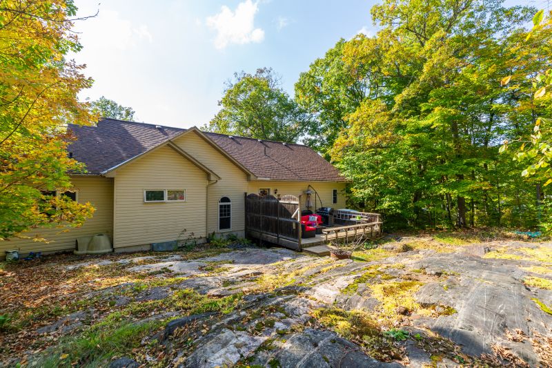 1039 Gordon Street, Bala, ON