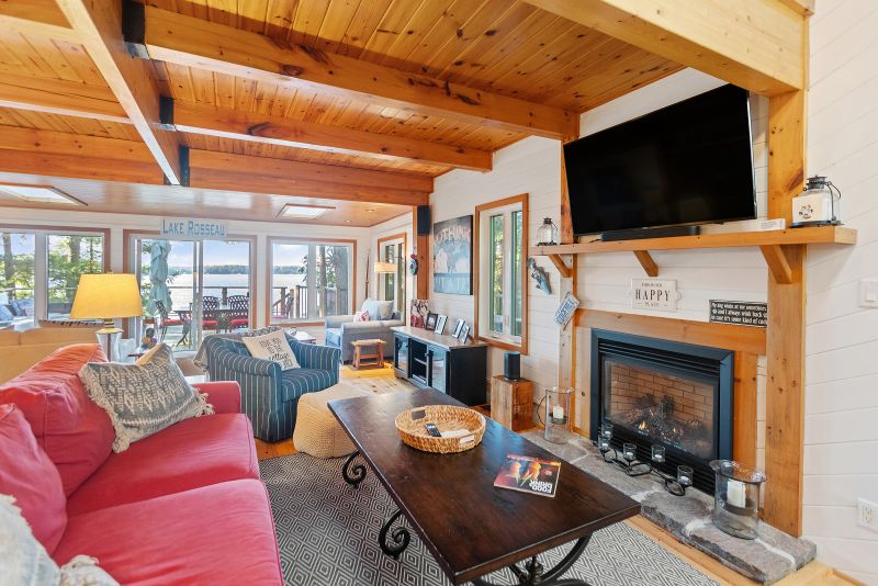1214 Purdy Road, Windermere, ON