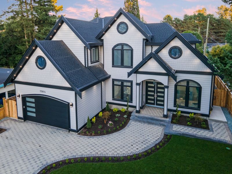 15804 Tulip Drive, South Surrey