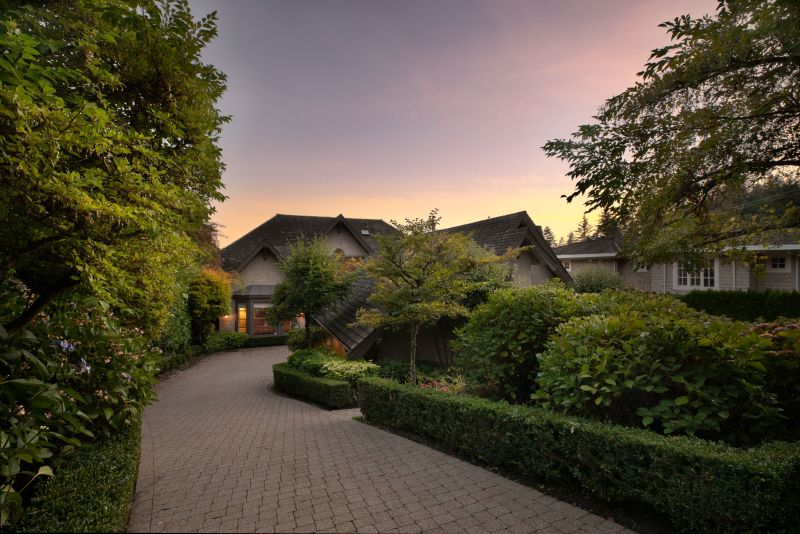 3470 Mathers Avenue, West Vancouver, BC