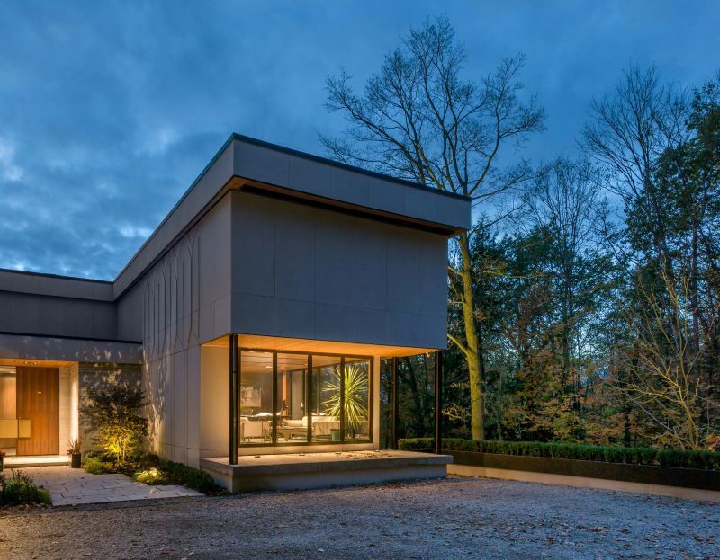 10320 Pine Valley Drive, Woodbridge, ON