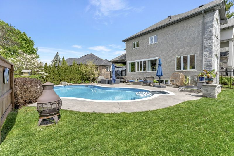 175 Oakhill Place, Ancaster, ON