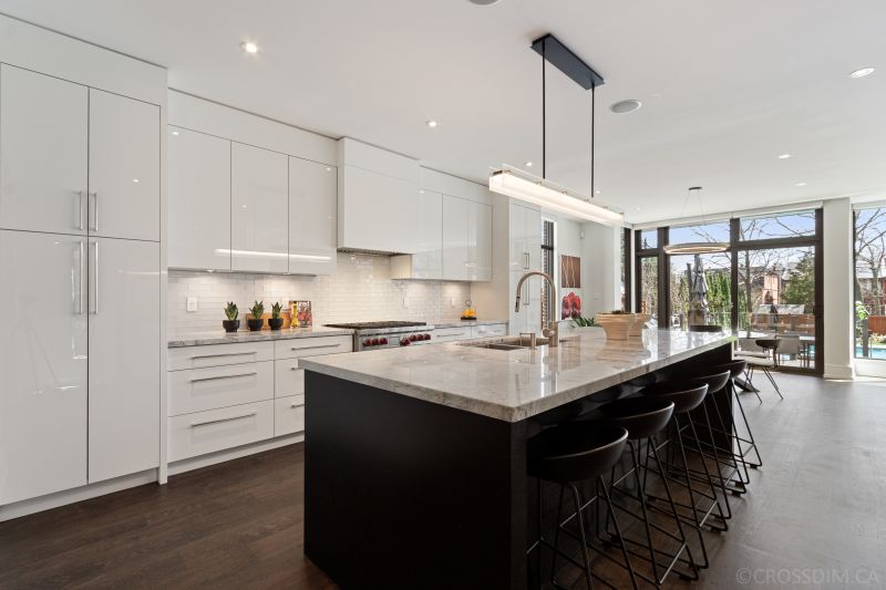 169 Sherwood Avenue, Toronto, ON