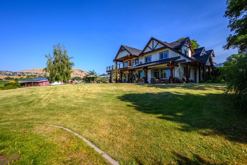 8506 Aberdeen Road, Coldstream, BC, Canada, Coldstream, BC