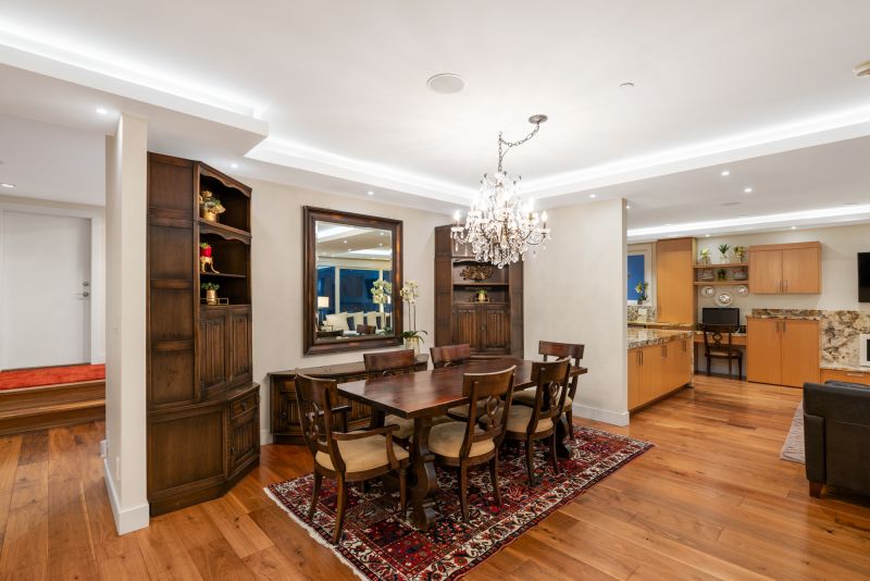 2449 Kings Avenue, West Vancouver, BC