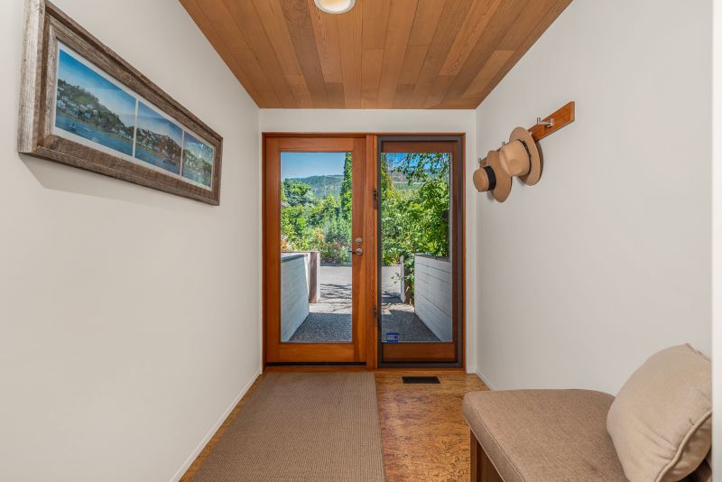 15830 Whiskey Cove Road, Lake Country, BC