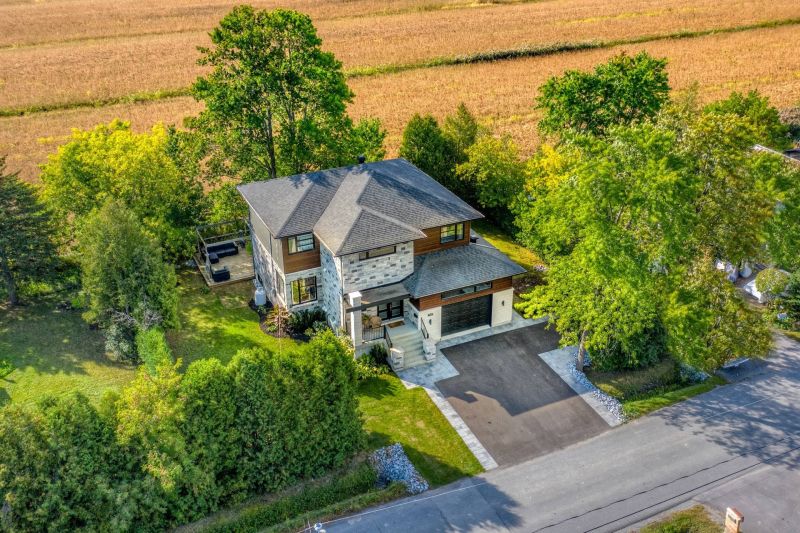 2351 Ethel Street E, Carignan