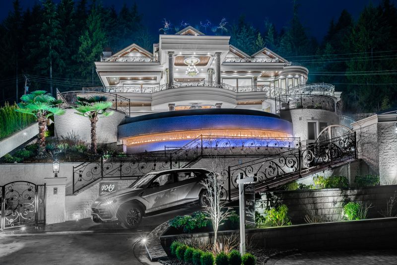 1049 Millstream Road, West Vancouver, BC