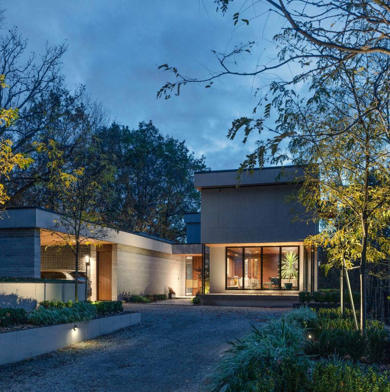 10320 Pine Valley Drive, Woodbridge, ON