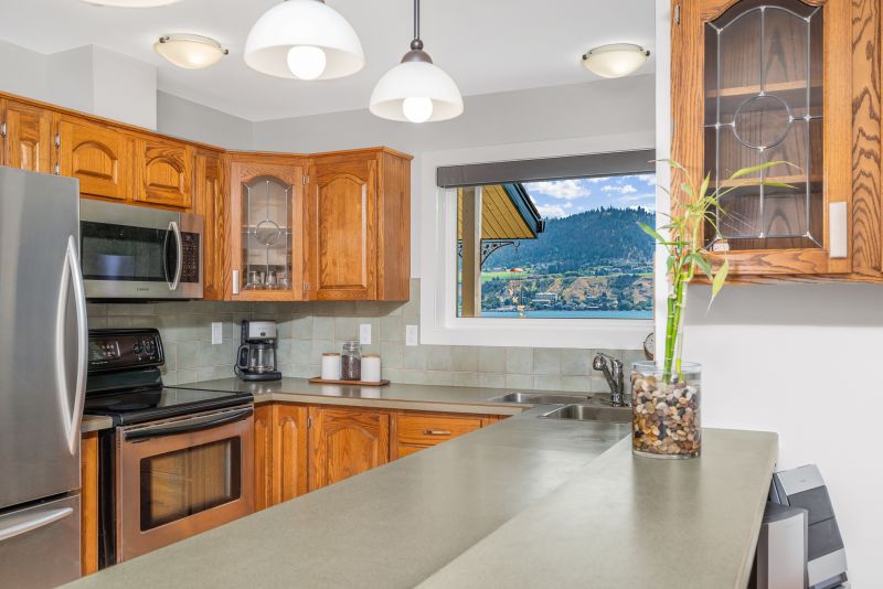 7994 Tronson Road, Vernon, BC