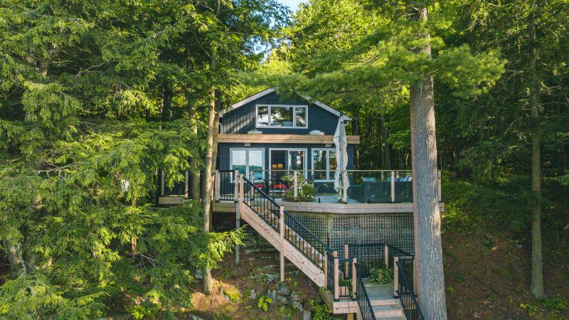 1214 Purdy Road, Windermere, ON