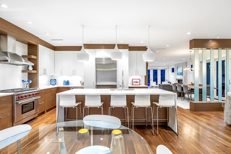 6455 Pitt Street, West Vancouver, BC, Canada, West Vancouver, BC