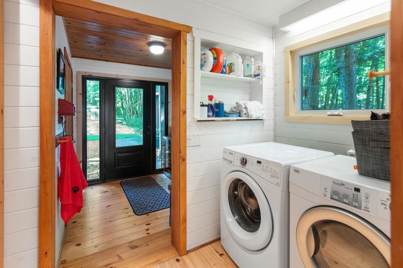 1214 Purdy Road, Windermere, ON