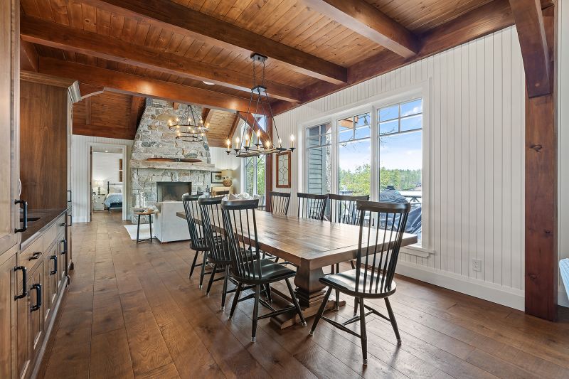 1043 Heather Lodge Road, Port Carling, ON