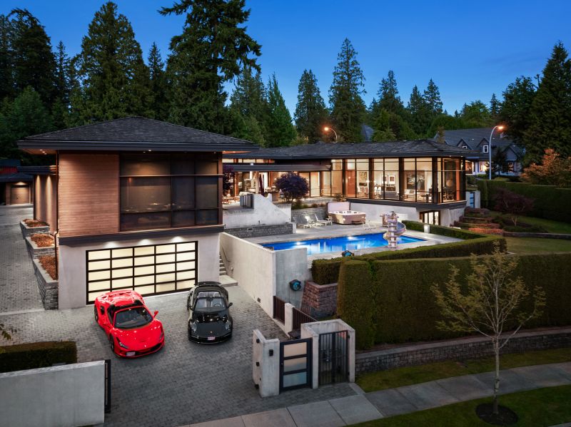 13677 32 Avenue, South Surrey, Surrey, BC, Canada, Surrey, BC