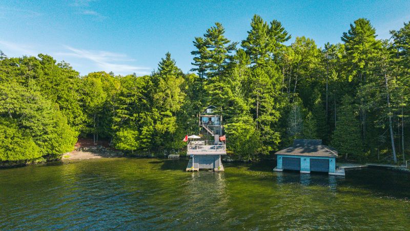 1214 Purdy Road, Windermere, ON