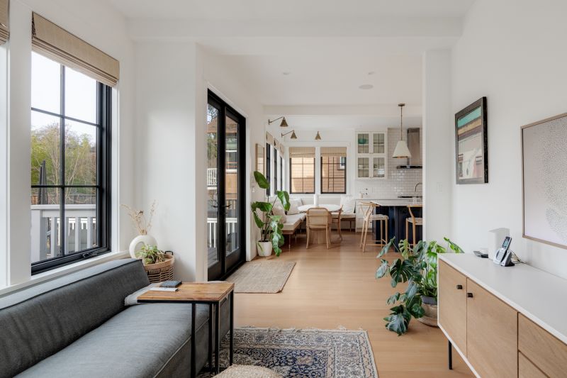 1248 Hewlett Place, Victoria, BC