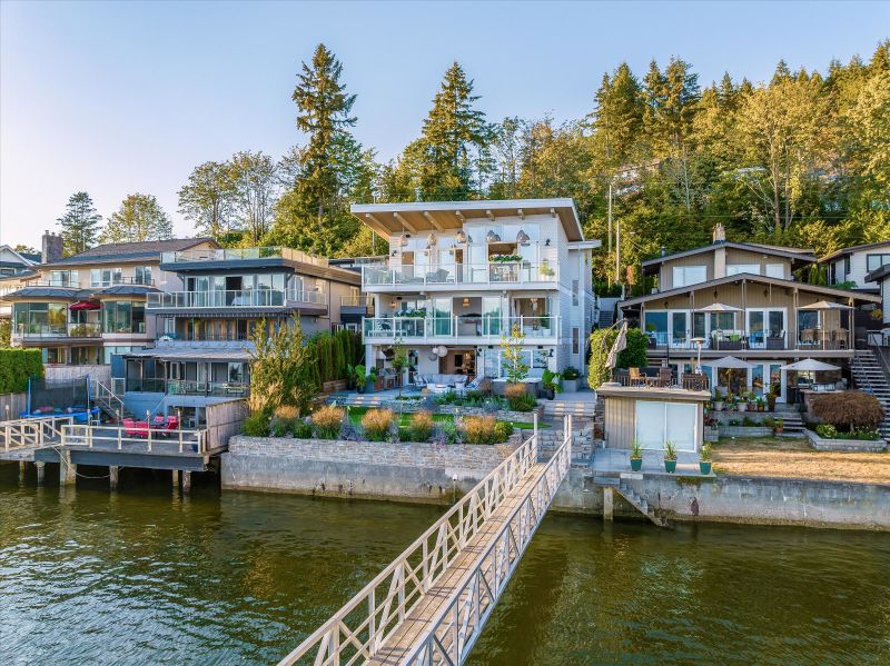 932 Alderside Road, Port Moody, BC