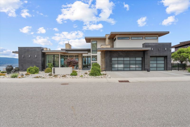 449 Swan Drive, Kelowna, BC
