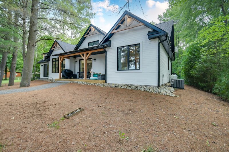 1119 Beaumont Farm Road, Bracebridge, ON