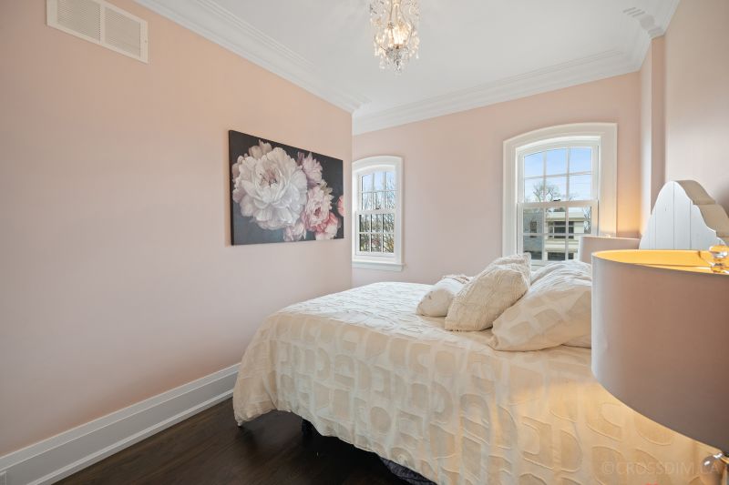 335 Melrose Avenue, North York, ON, Canada, North York, ON