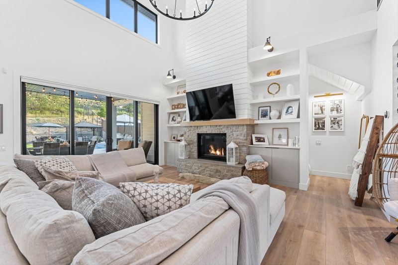 415 Hawk Hill Drive, Kelowna, BC