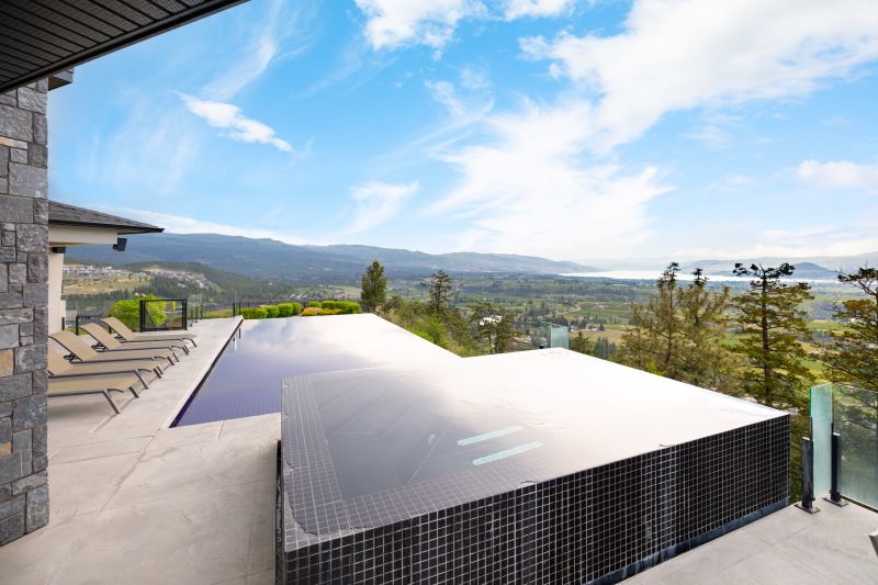 1364 Mine Hill Drive, Kelowna, BC