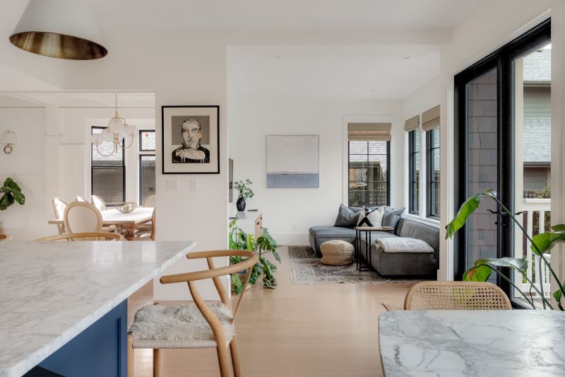 1248 Hewlett Place, Victoria, BC
