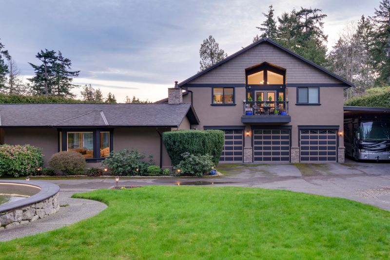 2625 Macdonald Drive East, Victoria, BC
