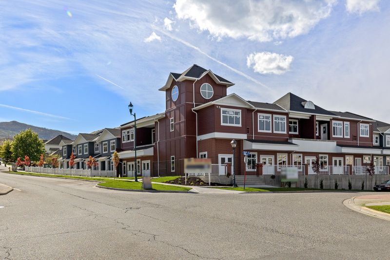 Main Street, Kelowna, BC