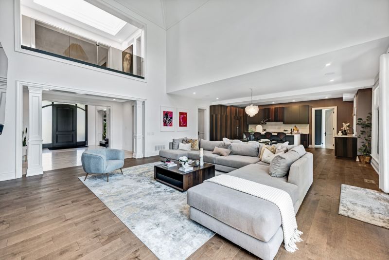 714 Atoka Drive, Mississauga, ON