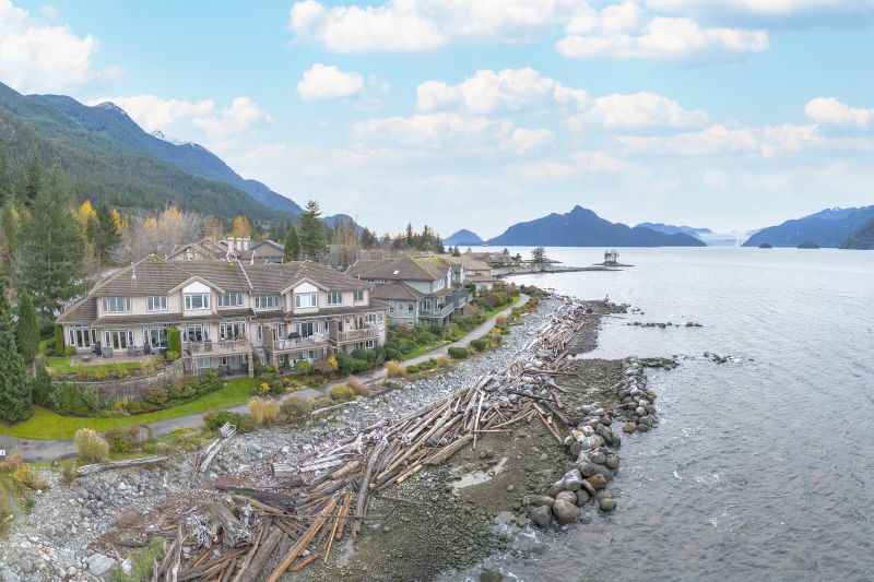 7 Beach Drive, Furry Creek, BC, Canada, Furry Creek, BC