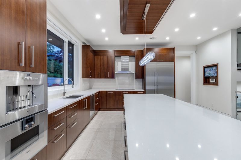 960 Beaumont Drive, North Vancouver, BC