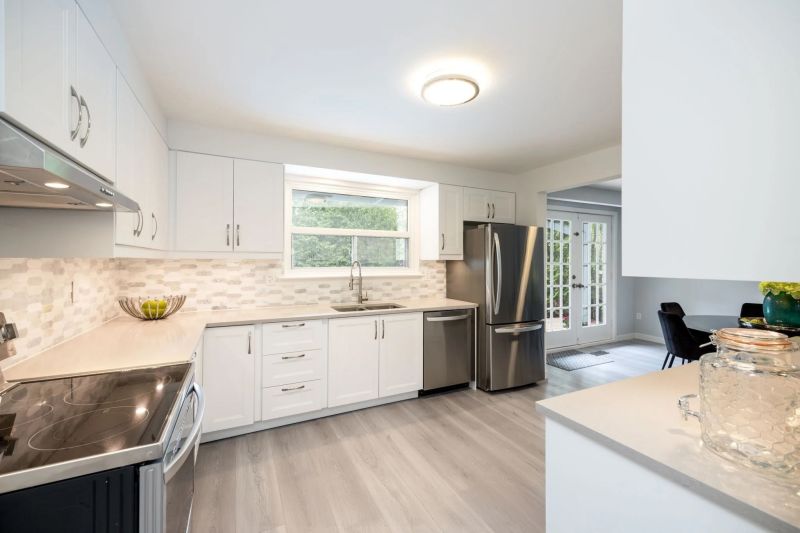 198 Romfield Circuit, Thornhill, ON
