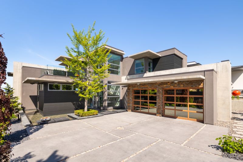 1076 Westpoint Drive, Kelowna, BC