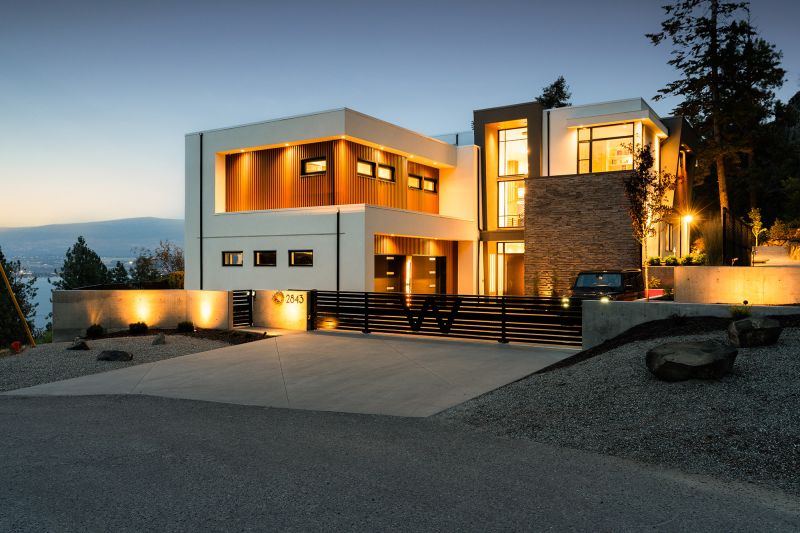 2843 Lakeridge Road, West Kelowna, BC