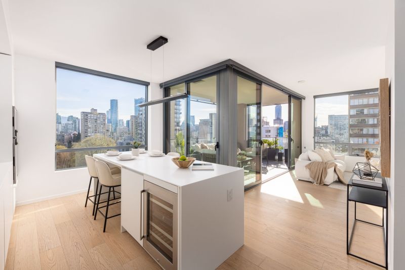 1171 Jervis Street #1201, Vancouver, BC