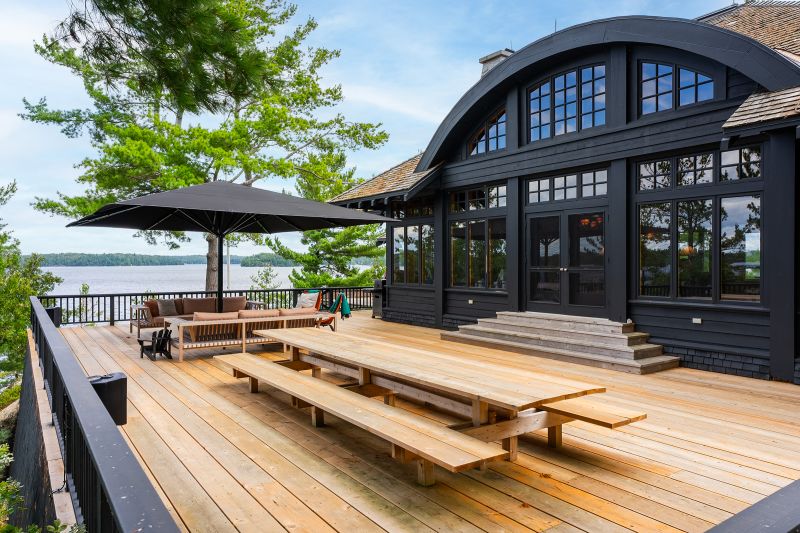 1 Onaway Island R21, Muskoka Lakes, ON