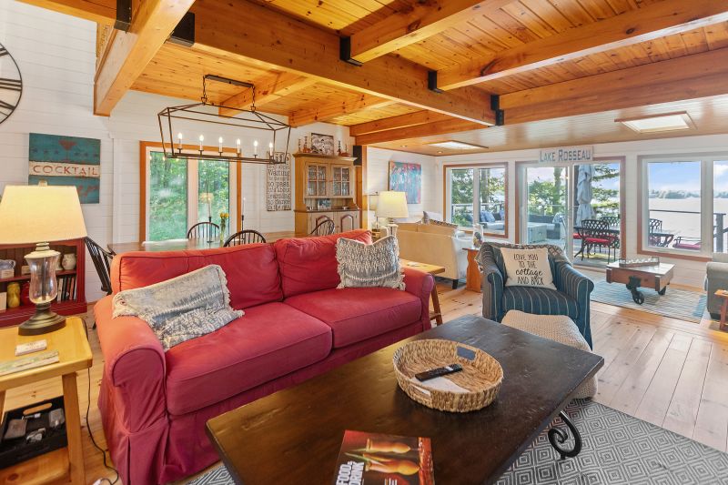 1214 Purdy Road, Windermere, ON