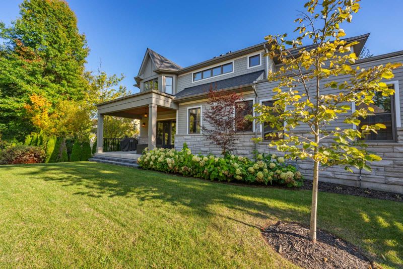 2265 Lakeshore Road #3, Burlington, ON