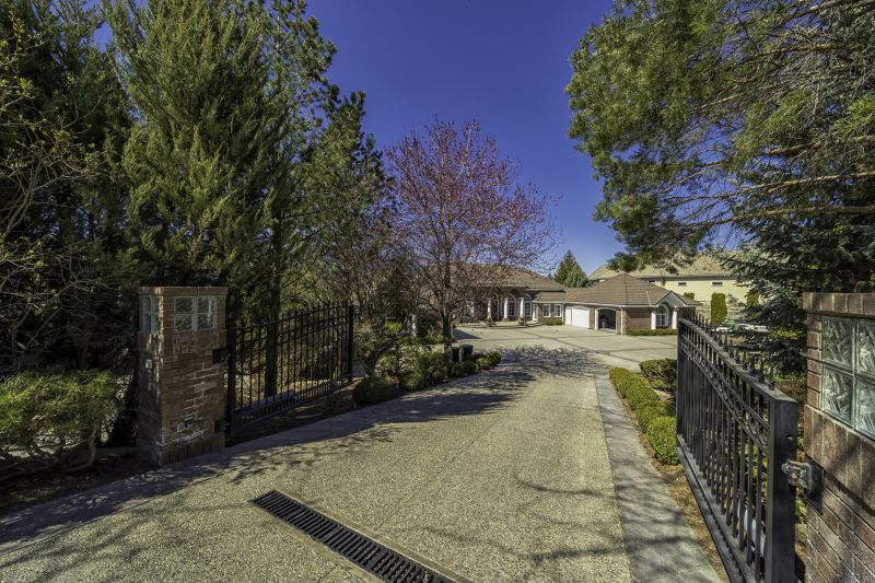 16200 Carrs Landing Road, Lake Country, BC