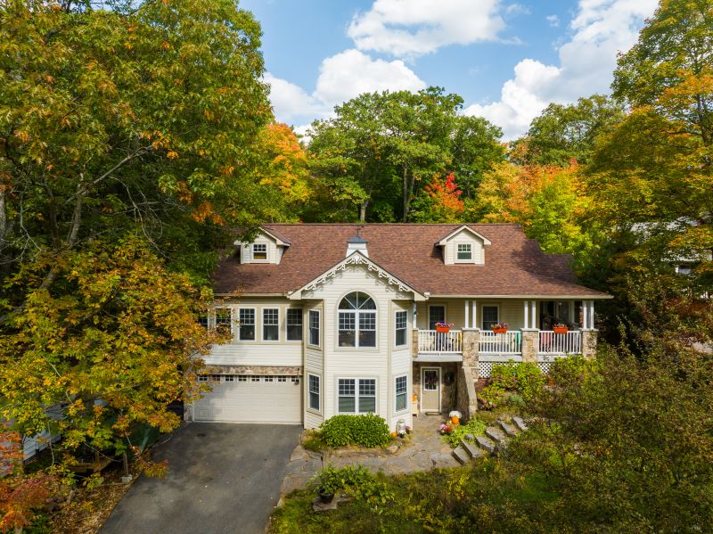 1039 Gordon Street, Bala, ON