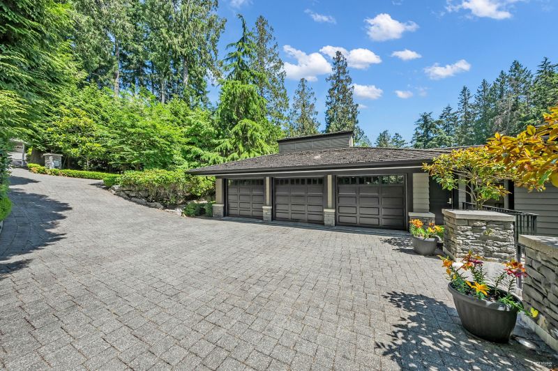 4668 Clovelly Walk, West Vancouver, BC