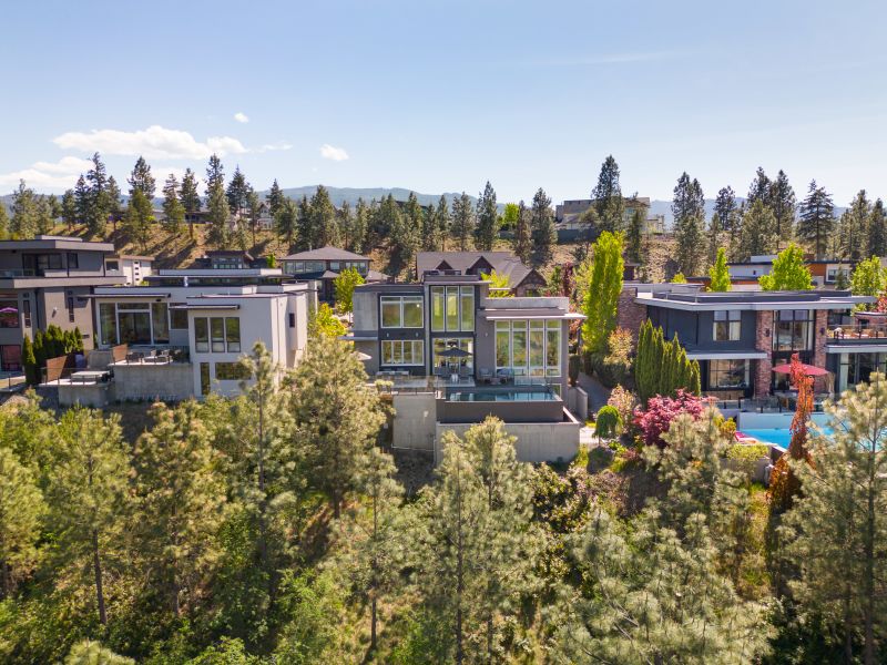 1076 Westpoint Drive, Kelowna, BC